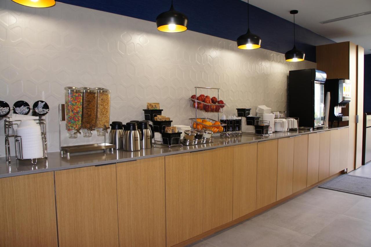 La Quinta Inn & Suites Katy-Mills By Wyndham Katy Zewnętrze zdjęcie
